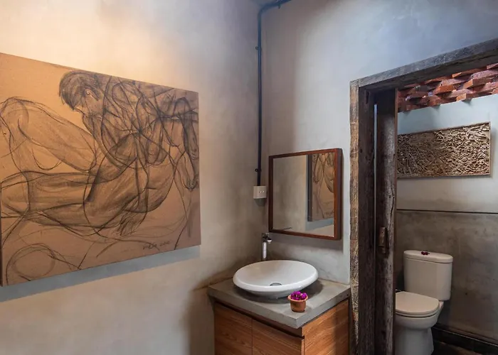 Rumah Paros & Gallery Sukawati
