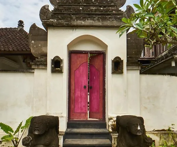 Rumah Paros & Gallery Sukawati